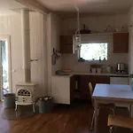 Secret House Off-grid, Sauna And Outdoor Wc Muriste