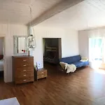 Secret House Off-grid, Sauna And Outdoor Wc Muriste