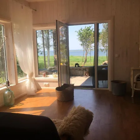 Puhkemaja Secret House Off-grid, Sauna And Outdoor Wc Muriste