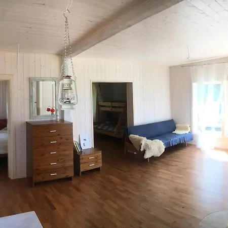 Secret House Off-grid, Sauna And Outdoor Wc Muriste