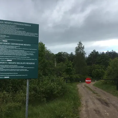 Secret House Off-grid, Sauna And Outdoor Wc Muriste