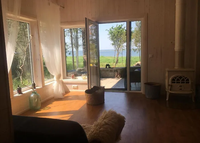 Puhkemaja Secret House Off-grid, Sauna And Outdoor Wc Muriste